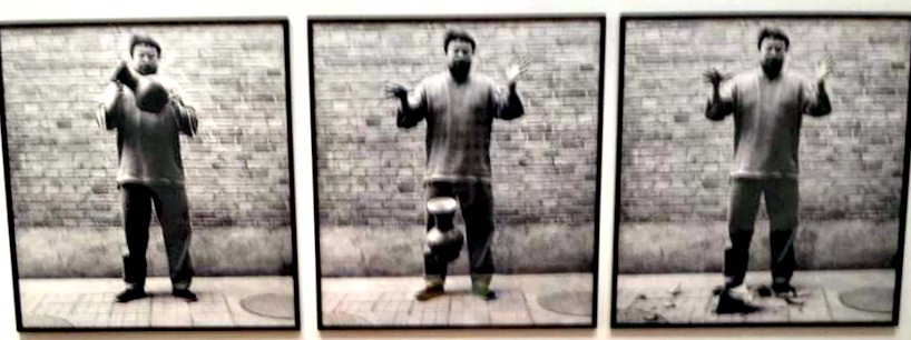 Photos of Ai Weiwei dropping priceless urn